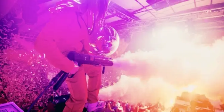Les discothèques rouvriront le 9 juillet