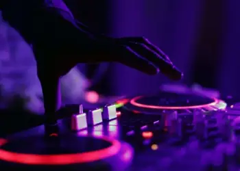 La Grande-Motte : réouverture de la Dune club en mode bar musical