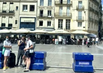 Montpellier : au revoir les blocs en béton sur la Comédie