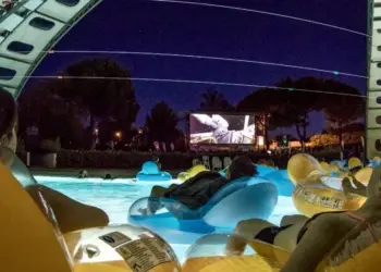 Montpellier : du ciné en plein air les pieds dans l’eau