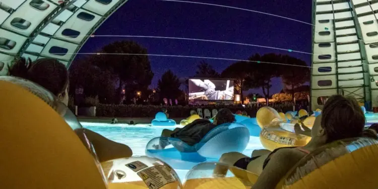 Montpellier : du ciné en plein air les pieds dans l’eau
