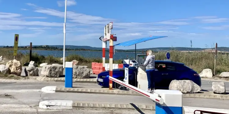 Le parking de Villeneuve repasse gratuit fin septembre