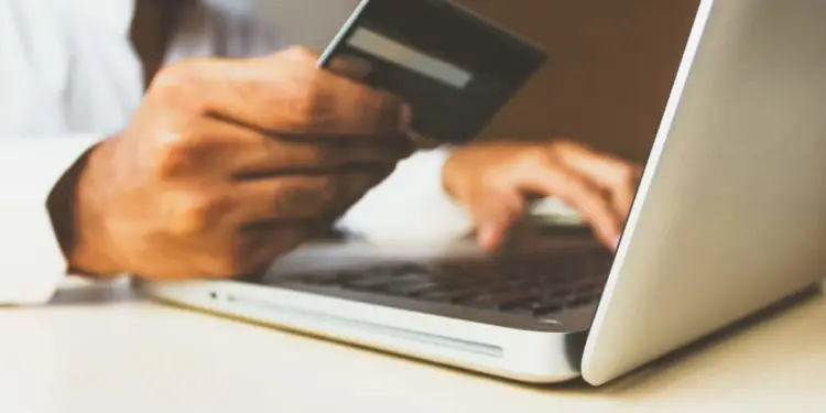 Le click and collect la solution anti-Amazon