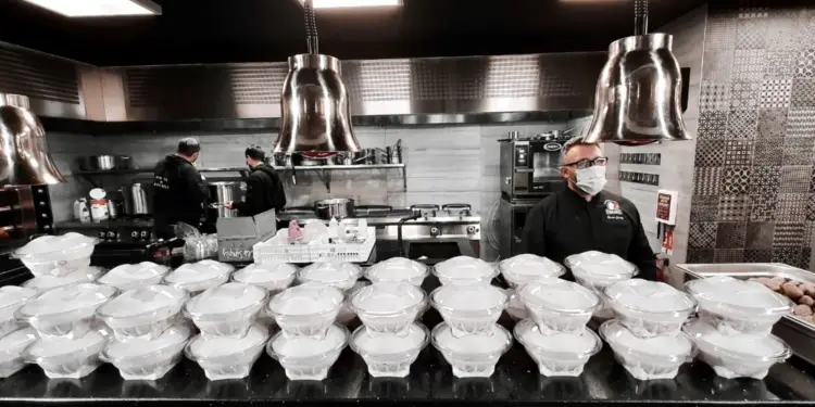 Montpellier : le restau Pompadour offre des repas aux plus démunis