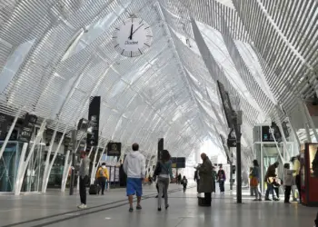 Le 9e art s’empare de la gare Saint-Roch