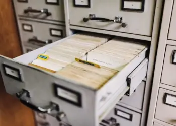 Hérault le Département propose gratuitement des millions de pages d’archives en ligne