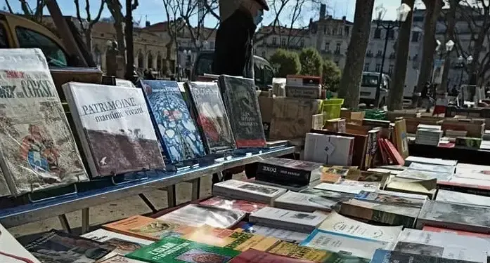 La Comédie des bouquinistes passe à deux jours par semaine