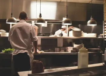 Don du sang des grands chefs derrière les collations
