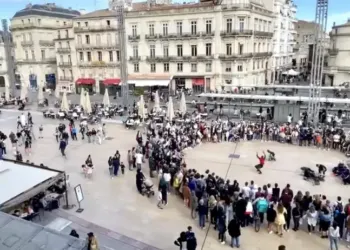 Revivez la réouverture des terrasses en live