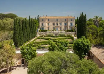 Visite guidée dans les jardins du Château de Flaugergues