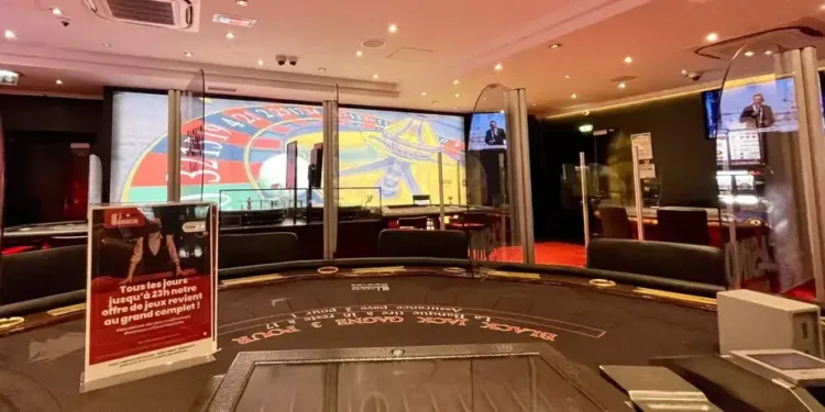Des tests antigéniques devant les casinos