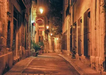Participez à une enquête au cœur des monuments de Montpellier