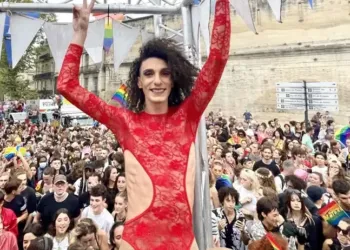 10 000 personnes à la Marche des Fiertés