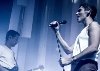 AaRON et son électro-pop à Victoire 2