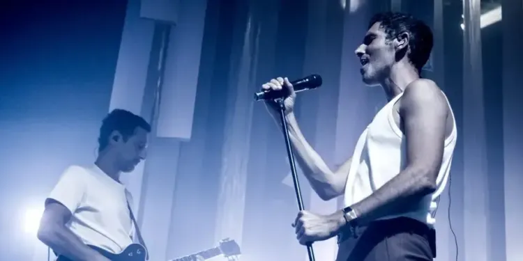 AaRON et son électro-pop à Victoire 2