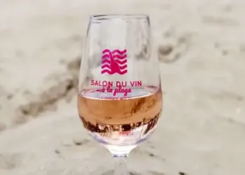 La Grande-Motte trinque pour le salon du Vin à la Plage