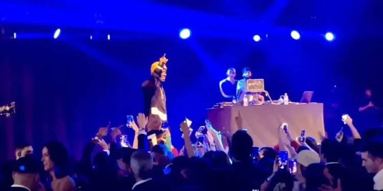 Montpellier : Dadju invité surprise d’un gala étudiant