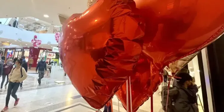 Montpellier : le Polygone fête les amoureux