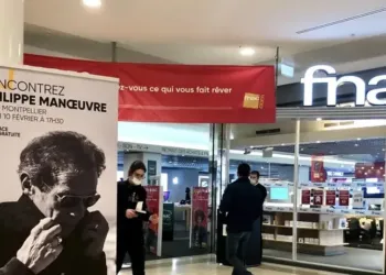 Philippe Manoeuvre en dédicace à la FNAC