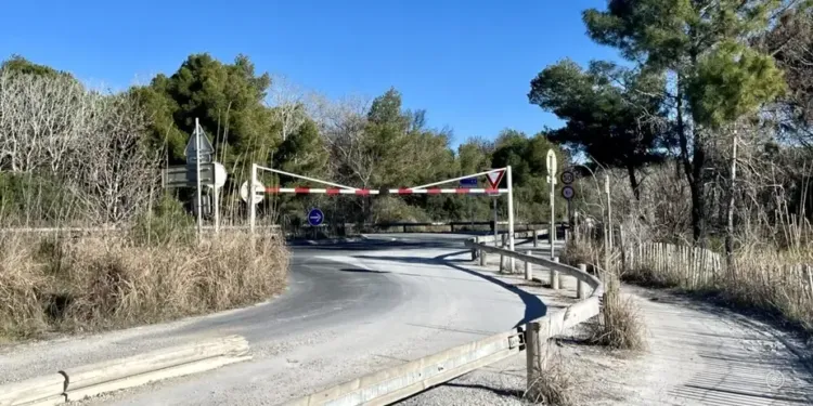 Le parking du Lido restera… encore gratuit cet été