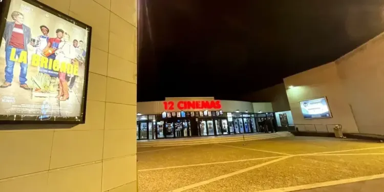 L'équipe du film « Qu'est-ce qu'on a tous fait au Bon Dieu ? » à Montpellier