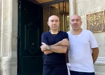 Les frères Pourcel sur leur étoile !