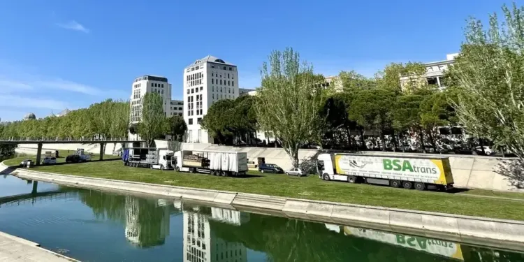 Fise : début du montage sur les rives du Lez