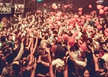 We are The 90’s va faire jumper Montpellier