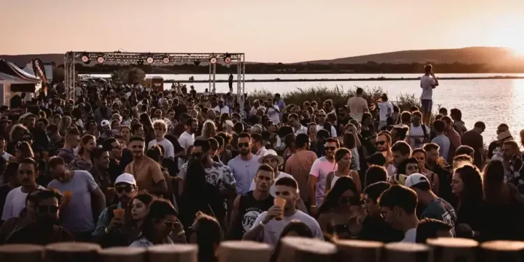 Un festival électro au bord de l’étang de Villeneuve
