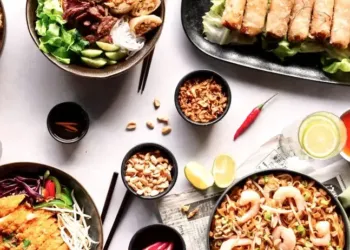 Un champion de la street-food thaï s’est installé à Antigone