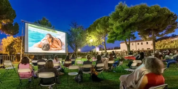 Séances de ciné gratuites en plein air en août à Montpellier et communes voisines