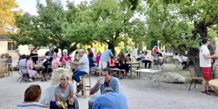 Soirée blanche à la guinguette du Haut-Lirou