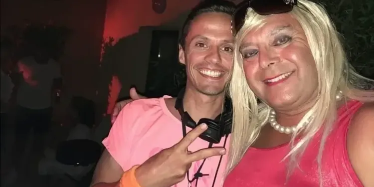 People : Rodrigo Fernandez annonce son mariage avec la pulpeuse Samantha Oups