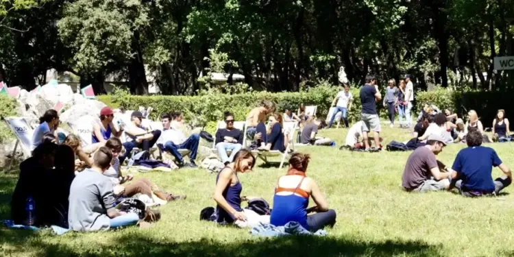 Montpellier : grande braderie solidaire pour les étudiants