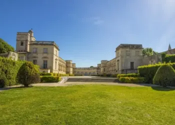Humour, concerts et théâtre : le Château de Marsillargues accueille le Festival Festi'Folies