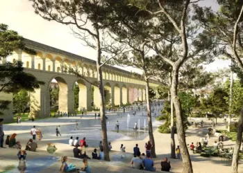 Montpellier : le parking des arceaux remplacé par une place arborée avec fontaines