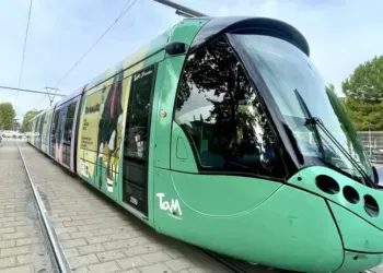Montpellier : scène de théâtre en plein tram