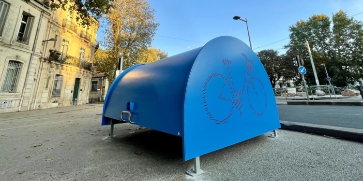 Montpellier expérimente les box à vélos sécurisés