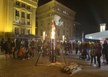 ZAT : bougies, braséros et bûchers enflamment Antigone à Montpellier