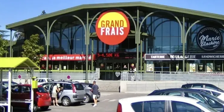 Grand Frais couvre son magasin de Czstelnau-le-Lez