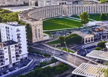 Montpellier : le rooftop de l’Arbre célèbre les années 80, 90 et 2000