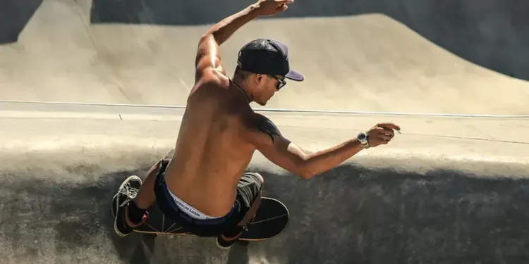 Une série TV sur TF1 recherche des figurants pratiquant skate ou trottinette