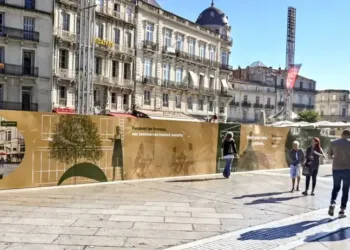 Montpellier : nouveaux pavés, nouveau revêtement pour la Comédie