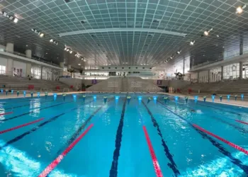 Montpellier : la piscine Antigone fait son carnaval 