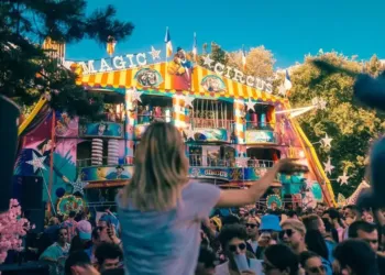 Une gigantesque fête foraine électro à Montpellier
