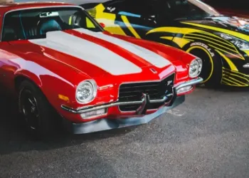 Des centaines de passionnés d’automobiles toutes marques et années se rassemblent à Saint Aunès