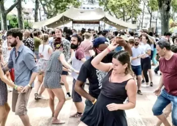 Montpellier va te faire swinguer au Peyrou cet été