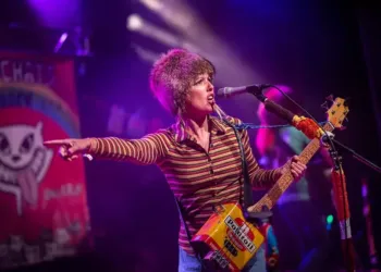 Bab et les chats, un concert de rock pour enfants au festival Saperlipopette
