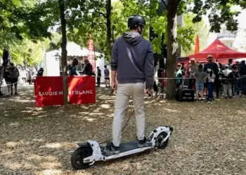 On a testé le snowboard sur terre au Fise Montpellier