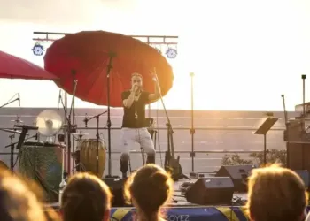 Vine Live : un festival solidaire, ensoleillé et délicieusement divertissant